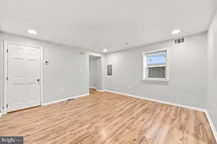 934 New Market St, Philadelphia, PA 19123 - Photo 15
