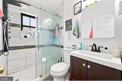 934 New Market Street #3, Philadelphia, PA 19123 - Photo 3