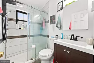 934 New Market St, Philadelphia, PA 19123 - Photo 3