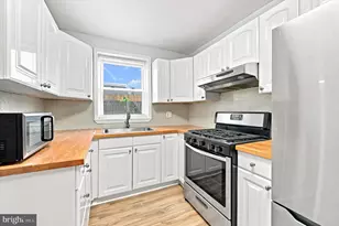 934 New Market St, Philadelphia, PA 19123 - Photo 7