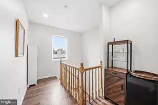 1939 Watkins St, Philadelphia, PA 19145 - Photo 15