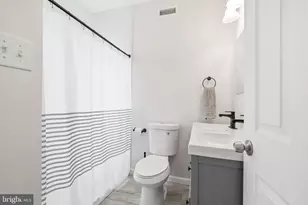 1939 Watkins St, Philadelphia, PA 19145 - Photo 25
