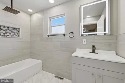 2625 Manton Street, Philadelphia, PA 19146 - Photo 9