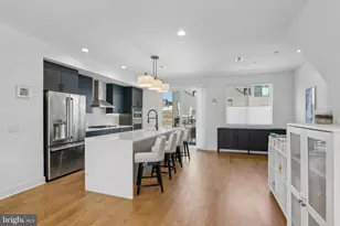 652 N 13th St, Philadelphia, PA 19123 - Photo 15