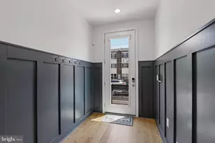 652 N 13th St, Philadelphia, PA 19123 - Photo 5