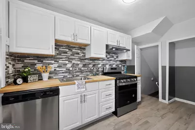 2558 S 61st Street, Philadelphia, PA 19142 - Photo 15