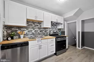 2558 S 61st St, Philadelphia, PA 19142 - Photo 15