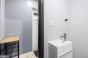 1023 S 25th St, Philadelphia, PA 19146 - Photo 21