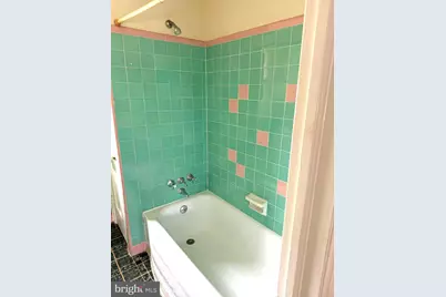 2037 Anchor Street, Philadelphia, PA 19124 - Photo 19