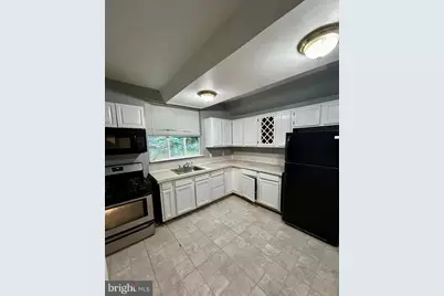 5834 Beaumont Avenue, Philadelphia, PA 19143 - Photo 3