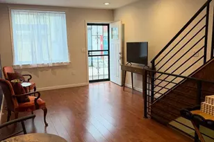 519 Dudley St, Philadelphia, PA 19148 - Photo 3
