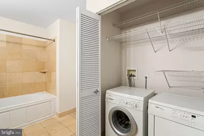 901 N Penn Street #P807, Philadelphia, PA 19123 - Photo 13