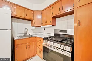 2651 Wentworth Rd, Philadelphia, PA 19131 - Photo 19