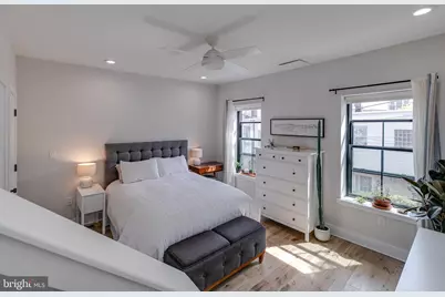746 S Harshaw Street, Philadelphia, PA 19146 - Photo 15