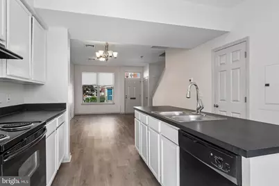 739 S 13th Street #B, Philadelphia, PA 19147 - Photo 5
