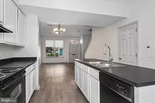739 S 13th St, Philadelphia, PA 19147 - Photo 5