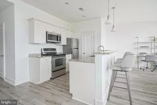 201 N 8th St, Philadelphia, PA 19106 - Photo 11