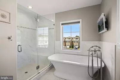 2312 Napoli Way, Philadelphia, PA 19145 - Photo 35