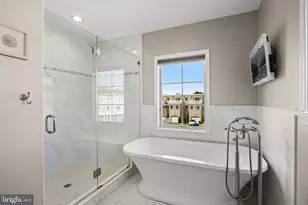 2312 Napoli Way, Philadelphia, PA 19145 - Photo 35