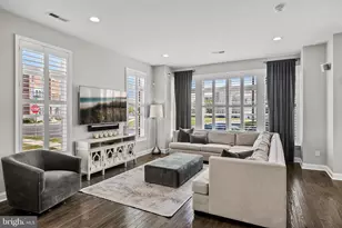2312 Napoli Way, Philadelphia, PA 19145 - Photo 5