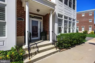 2312 Napoli Way, Philadelphia, PA 19145 - Photo 3