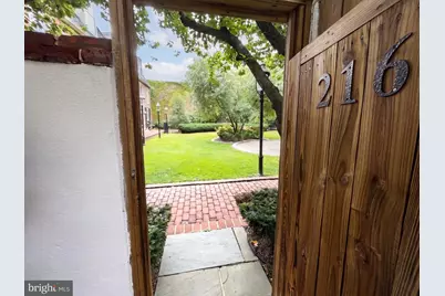 216 Pine Street #14, Philadelphia, PA 19106 - Photo 5