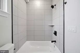 1826 S 22nd St, Philadelphia, PA 19145 - Photo 17