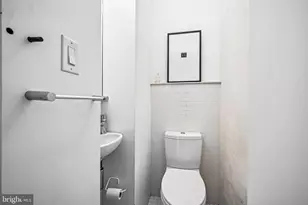 1719 Christian St, Philadelphia, PA 19146 - Photo 13