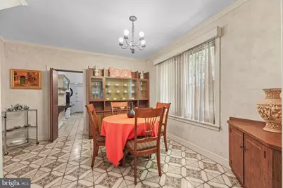 31 E Gravers Lane, Philadelphia, PA 19118 - Photo 9