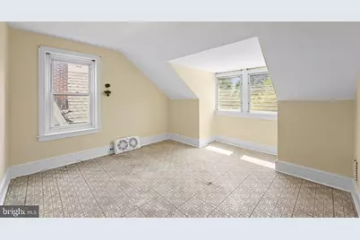 31 E Gravers Lane, Philadelphia, PA 19118 - Photo 27