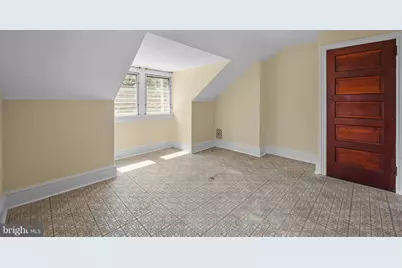 31 E Gravers Lane, Philadelphia, PA 19118 - Photo 29