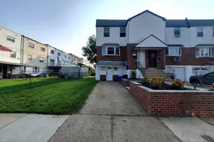 4401 Deerpath Ln, Philadelphia, PA 19154 - Photo 1