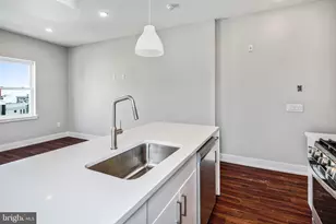 1527 Ridge Ave, Philadelphia, PA 19130 - Photo 11