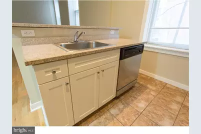 1100 Spruce Street #2R, Philadelphia, PA 19107 - Photo 7
