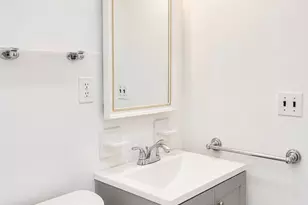 200 Locust St, Philadelphia, PA 19106 - Photo 11