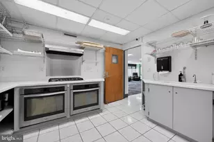 604 S Washington Square, Philadelphia, PA 19106 - Photo 27