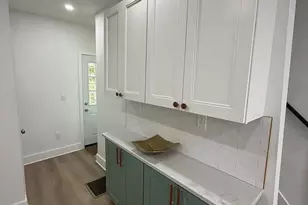2619 Titan St, Philadelphia, PA 19146 - Photo 3