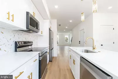 737 N 42nd Street, Philadelphia, PA 19104 - Photo 5