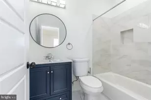 737 N 42nd St, Philadelphia, PA 19104 - Photo 7