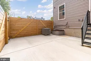 737 N 42nd St, Philadelphia, PA 19104 - Photo 23