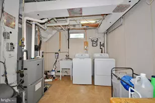 1020 Norvelt Dr, Philadelphia, PA 19115 - Photo 49