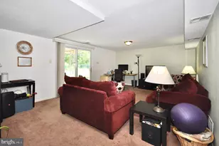 1020 Norvelt Dr, Philadelphia, PA 19115 - Photo 23
