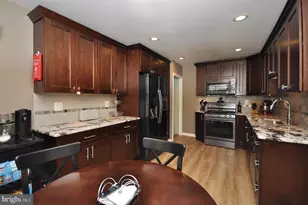 1020 Norvelt Dr, Philadelphia, PA 19115 - Photo 19