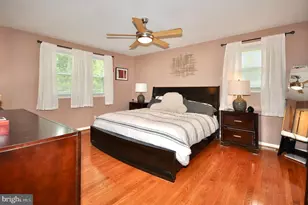 1020 Norvelt Dr, Philadelphia, PA 19115 - Photo 29