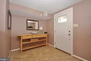 1020 Norvelt Dr, Philadelphia, PA 19115 - Photo 5