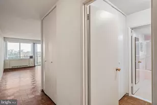 2401 Pennsylvania Ave, Philadelphia, PA 19130 - Photo 19