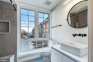 252 Gates St, Philadelphia, PA 19128 - Photo 35