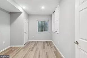 1407 N 8th St, Philadelphia, PA 19122 - Photo 9