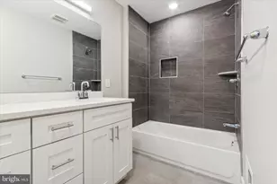 1407 N 8th St, Philadelphia, PA 19122 - Photo 13