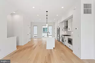 3023 Bridgeview walk, Philadelphia, PA 19125 - Photo 27